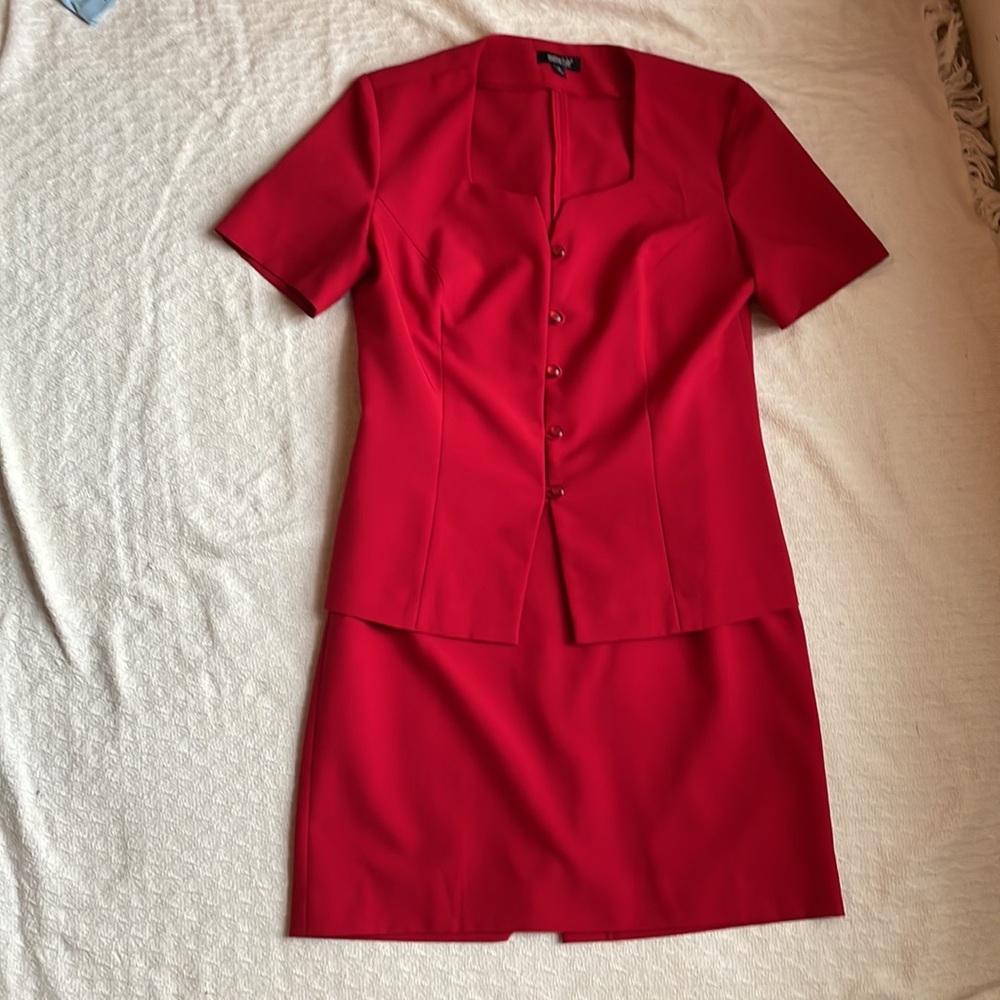 Red MetroStyle Set